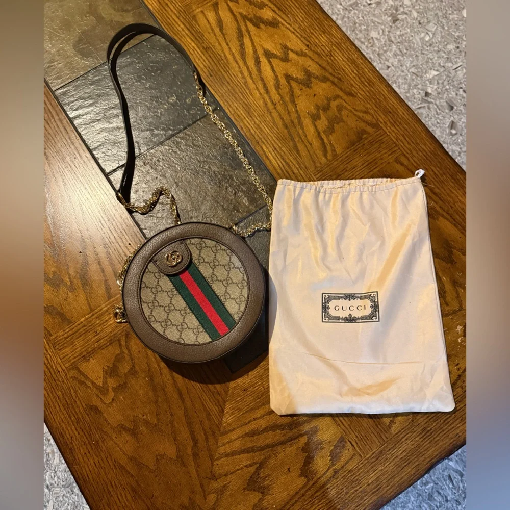 Gucci Crossbody Bag - Picture 5 of 12